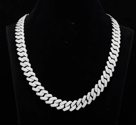 Raised Cuban Moissanite Chain - 12MM