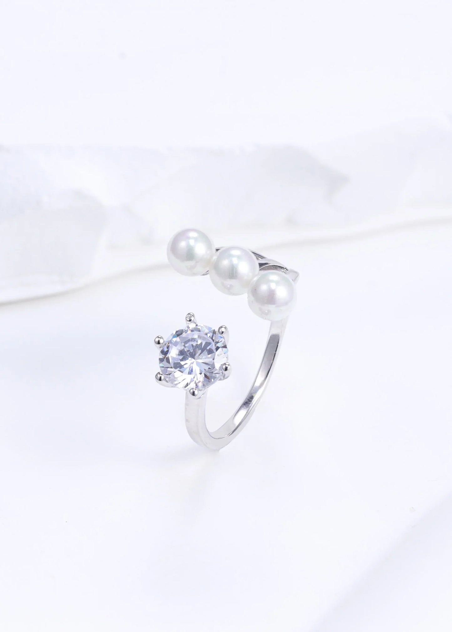 3 Pearl Ring