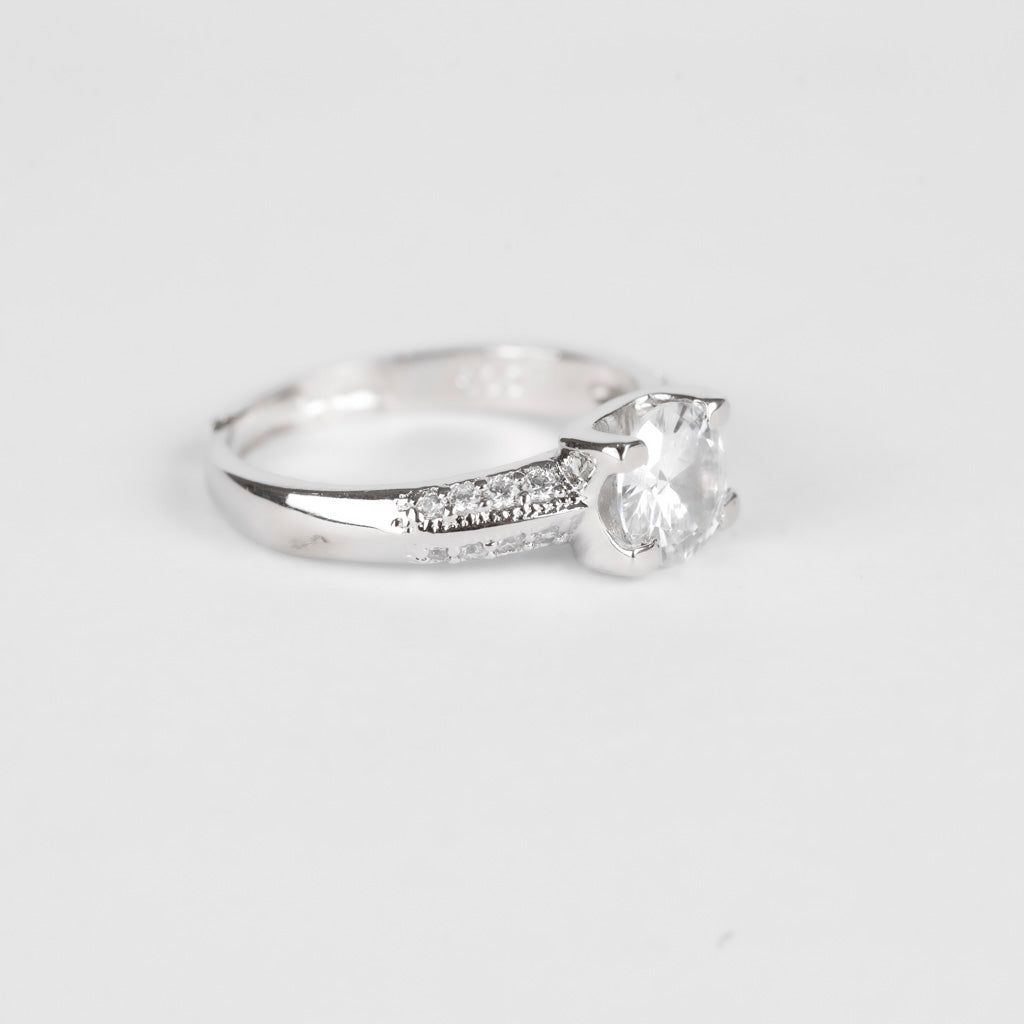 Solitaire Grace Ring