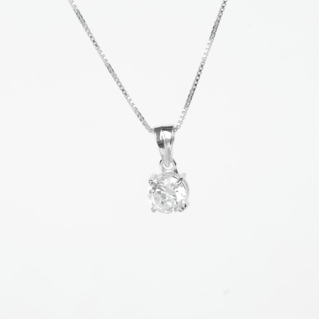 4 Prong Solitaire Pendant